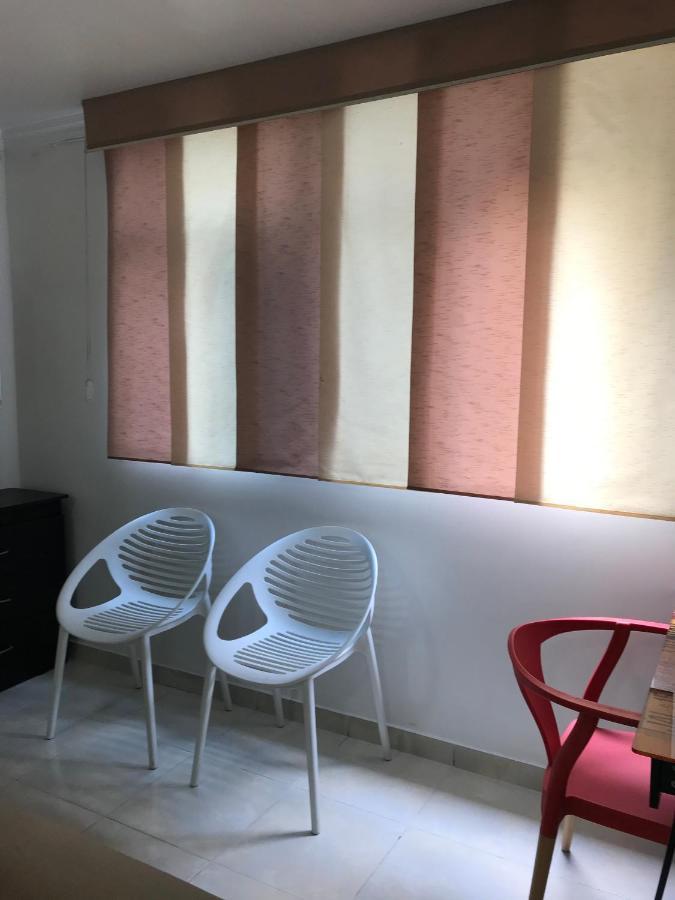 Apartamentos Amoblados Jg De La 70 Μεντεγίν Εξωτερικό φωτογραφία