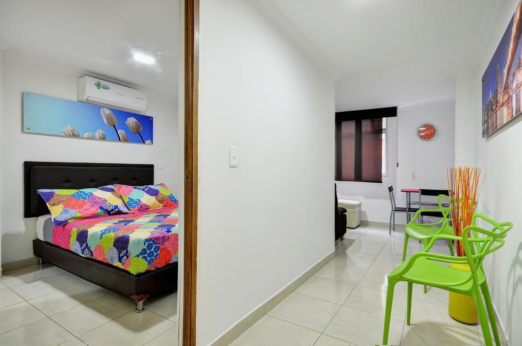 Apartamentos Amoblados Jg De La 70 Μεντεγίν Εξωτερικό φωτογραφία