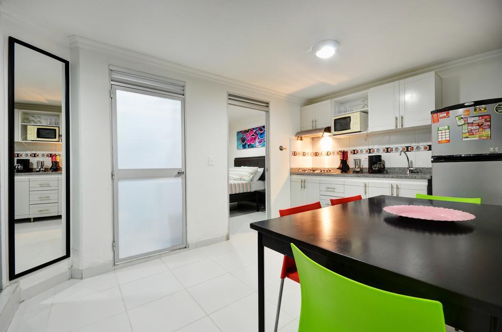 Apartamentos Amoblados Jg De La 70 Μεντεγίν Εξωτερικό φωτογραφία