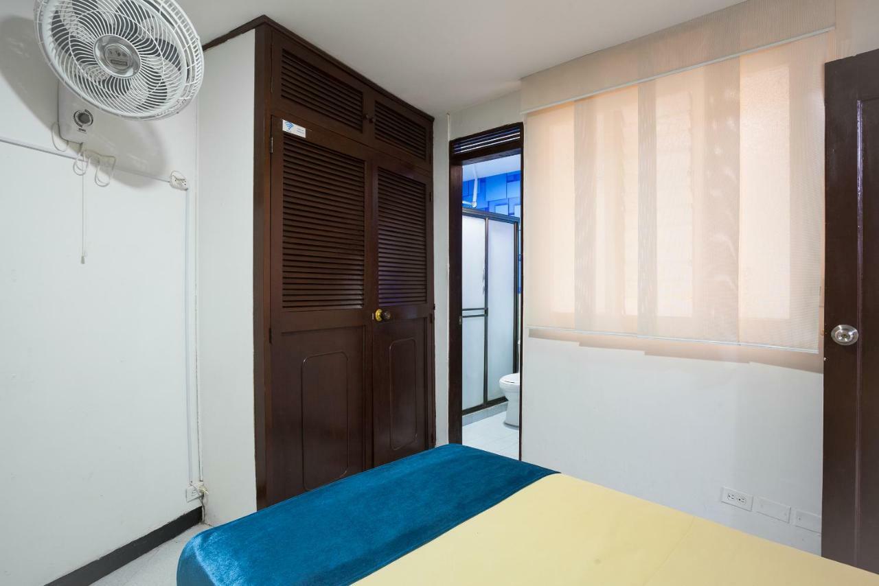 Apartamentos Amoblados Jg De La 70 Μεντεγίν Εξωτερικό φωτογραφία
