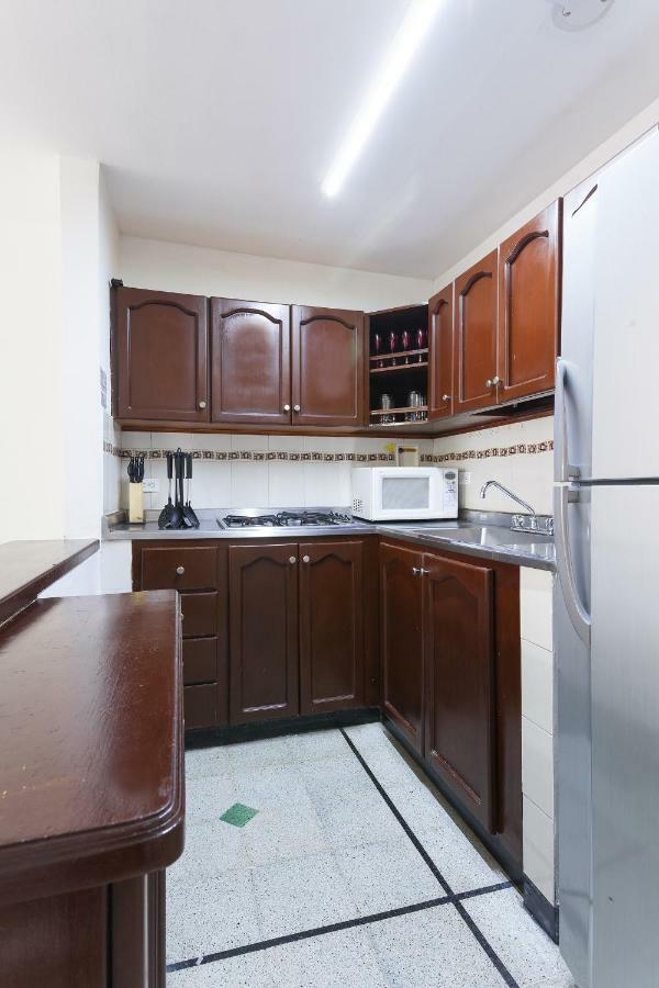 Apartamentos Amoblados Jg De La 70 Μεντεγίν Εξωτερικό φωτογραφία