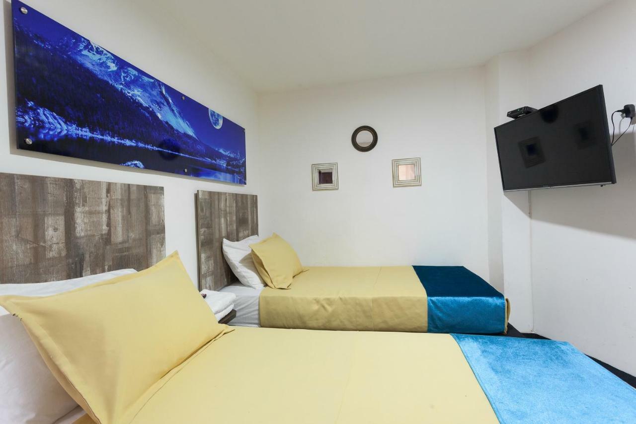 Apartamentos Amoblados Jg De La 70 Μεντεγίν Εξωτερικό φωτογραφία