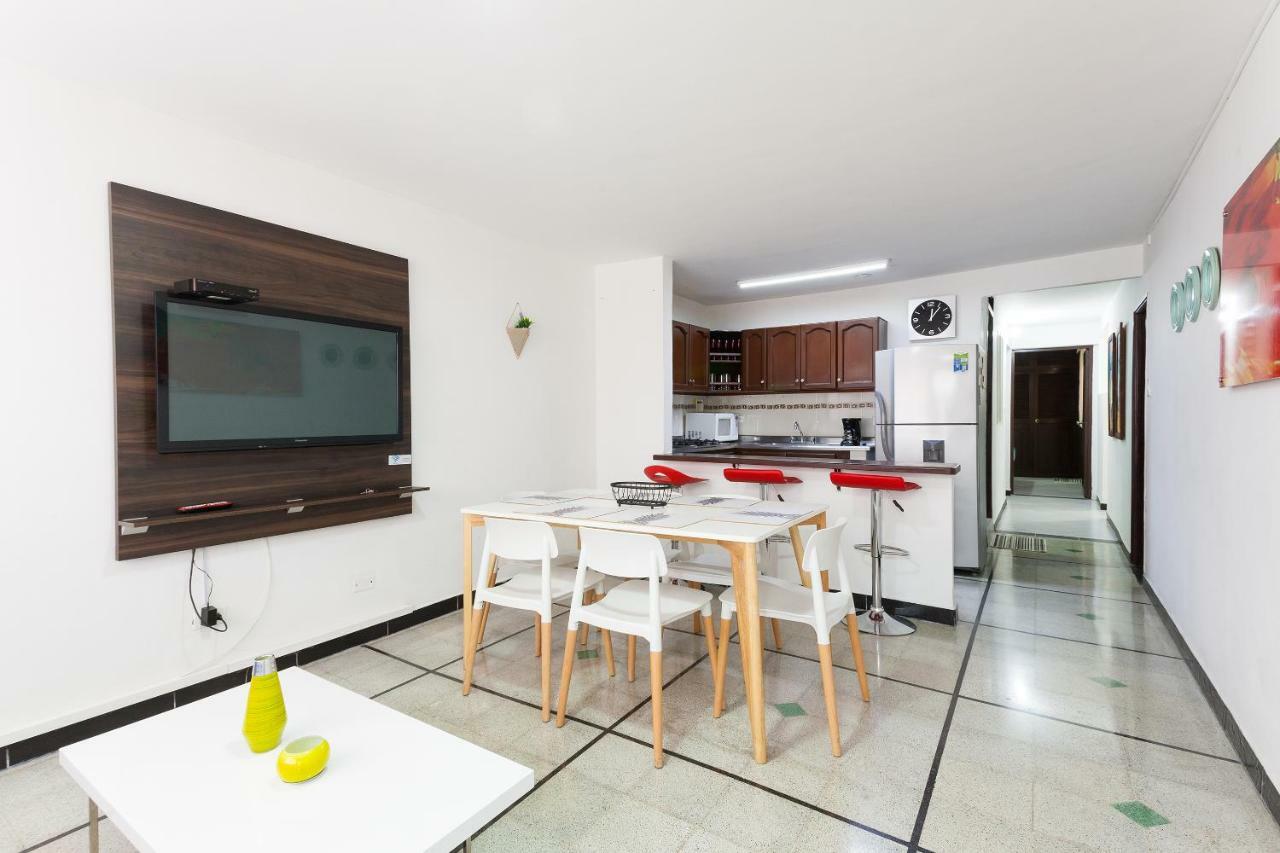 Apartamentos Amoblados Jg De La 70 Μεντεγίν Εξωτερικό φωτογραφία