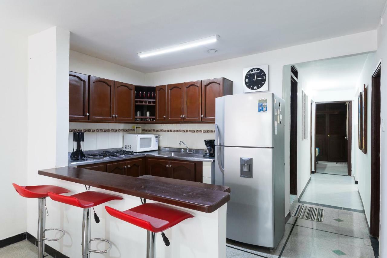 Apartamentos Amoblados Jg De La 70 Μεντεγίν Εξωτερικό φωτογραφία