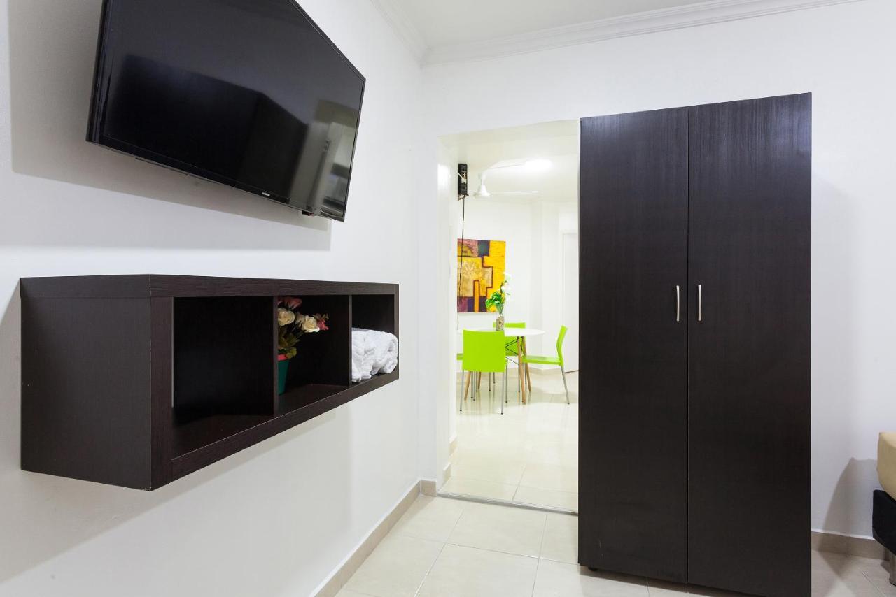 Apartamentos Amoblados Jg De La 70 Μεντεγίν Εξωτερικό φωτογραφία